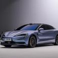 Аналог Mercedes-Benz EQS и BMW i7 мощностью более 1300 л.с. и массой более 3 тонн: BYD представила флагманский седан Yangwang U7