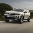 Опубликован первый тест-драйв Dacia Duster 2024
