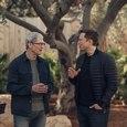 Apple хотела купить Tesla, а Илон Маск был согласен при одном условии — он заменит Тима Кука. Вместо руля в Apple Car планировали использовать Siri