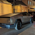 В Москве появился первый Tesla Cybertruck