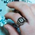 Оригинальнее Samsung Galaxy Ring и со встроенным экраном. Casio выпустила умное кольцо в виде классических часов G-SHOCK 5000