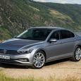 Китайцы выбирают Volkswagen, Nissan, Toyota, Audi и Honda. В новейшем топ-10 самых продаваемых бензиновых седанов оказалось всего две модели местных брендов