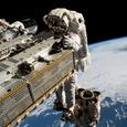 За каждый день в космосе — всего по $5. Застрявшим в космосе американцам не заплатят сверхурочные