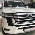 В России вырос спрос на Toyota, некоторые дилеры дают гарантию: названы актуальные цены RAV4, Camry, Land Cruiser 300 и Highlander