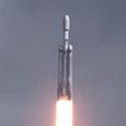 Идеальный пуск тяжелой ракеты: SpaceX успешно запустила Falcon Heavy после 1,5-летнего перерыва