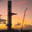 Новейшую стартовую площадку SpaceX для самой большой в мире ракеты Starship впервые показали крупным планом