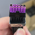 Дорогой и красивый кабель питания Asus ROG Equalizer должен был уберечь видеокарту от оплавления, но в итоге расплавился сам