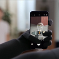 Человекоподобный робот Xiaomi может управлять смартфоном одной рукой и делать фото