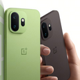 «Мощный смартфон с маленьким экраном», АКБ на 7500 мАч и зарядкой 100 Вт. OnePlus 15T показали в разных вариантах
