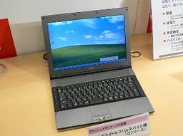 Ноутбуки Fujitsu обзаведутся 16 и 32-Гб флэш-дисками (SSD)