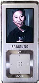 Samsung наняла дизайнера iPod