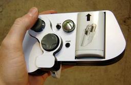 Создатель ноутбука Xbox 360 модифицировал геймпад консоли для ветерана Вьетнама
