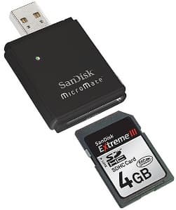 Карточки флэш-памяти SanDisk Extreme III Class 6 SDHC объемом 4 Гб комплектуются бесплатным «картоводом»
