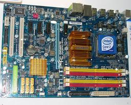 Фоторепортаж с Computex — стенд Gigabyte   