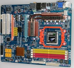 Фоторепортаж с Computex — стенд Gigabyte, часть 2   