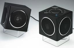 Миниатюрные колонки кубической формы JVC SP-A440 создают объемный звук
