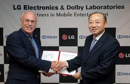 LG получает право на использование технологии Dolby Mobile