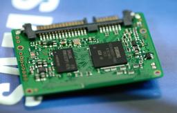 Samsung представила производительные, но доступные SSD-накопители