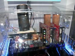 CeBIT 2007: ASUS, Part 1: Sauternes In Deep Freeze