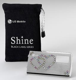LG украсила Shine цветными кристаллами
