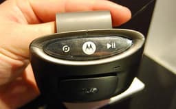 MOTOROKR T505 - "говорящий" Bluetooth-динамик