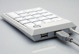 Elecom TK2-ETU2: цифровая клавиатура с USB-концентратором