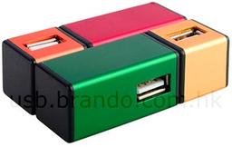 USB-концентратор 180° Revolving 4-Port Hub II следует принципу: хочешь жить — умей вертеться