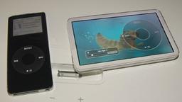 И все же iPod AV?