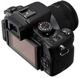 Panasonic представила первую в мире фотокамеру стандарта Микро 4/3