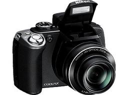 Цифровая камера Nikon COOLPIX P80: 10 Мп и 18-кратный «зум»