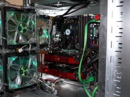 AMD демонстрирует в Японии Phenom, 3 ГГц, и обещает скорый выпуск Athlon 64 X2 Black Edition