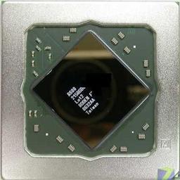 Первые фото графического процессора AMD/ATI R600 и новые данные о нём