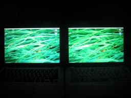Apple оснащает MacBook новыми матрицами