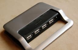 Беспроводной 4-портовый хаб Belkin