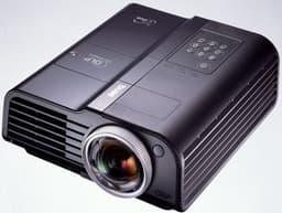 Мультимедийный проектор BenQ MP771