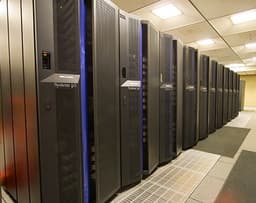 Суперкомпьютер IBM с производительностью 12 терафлоп для проведения углубленных климатических и метеорологических исследований