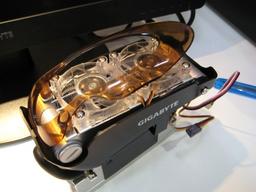 Gigabyte: автономное водяное охлаждение для модулей памяти