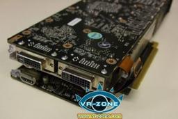 Первое фото платы GeForce GTX 295
