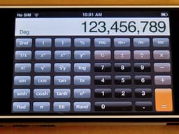 В iPhone Software 2 калькулятор получит инженерный режим