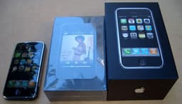 iPod touch поступил в продажу