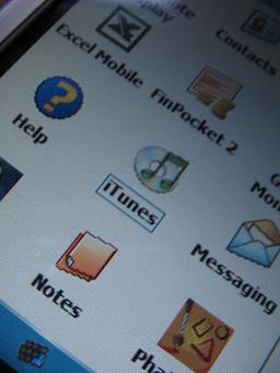 Шпионские фотографии iTunes для Windows Mobile 5.0