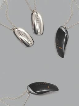 Ювелир использовал в своей новой коллекции дизайн продуктов Logitech