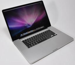 iFixit опубликовал фотосессию разборки нового MacBook Pro 17’’
