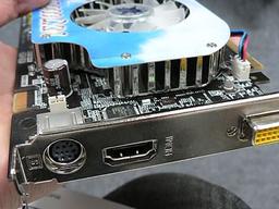 MSI: NX7600GT Diamond Plus c интерфейсом HDMI