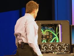 IDF: Intel показывает платформу Skulltrail на чипсете X38 Express с поддержкой SLI