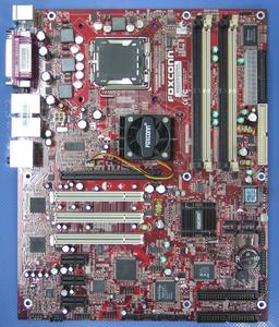 Foxconn unveils 955X7AA-8EKRS2 motherboard on Intel´s newest 955X chipset