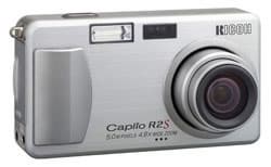 Новинка Ricoh — цифровая камера Caplio R2S