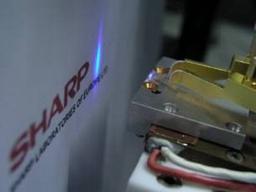 В лабораториях Sharp опробована новая технология изготовления сине-фиолетового лазера