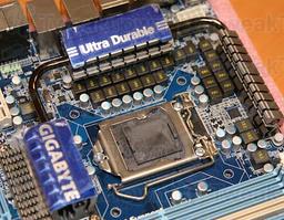 Первый взгляд на системные платы Gigabyte P55-UD5 и UD4P