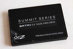 2,5" устройства OCZ Summit SSD показывают хорошую производительность
